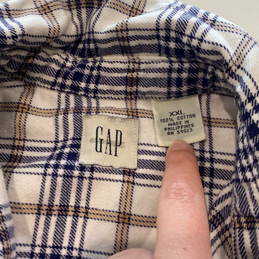 Gap Flannel - Picture 2 of 5